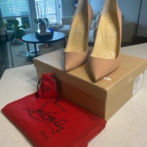 CHRISTIAN LOUBOUTIN
So Kate Patent Pointed-Toe Red Sole Pump